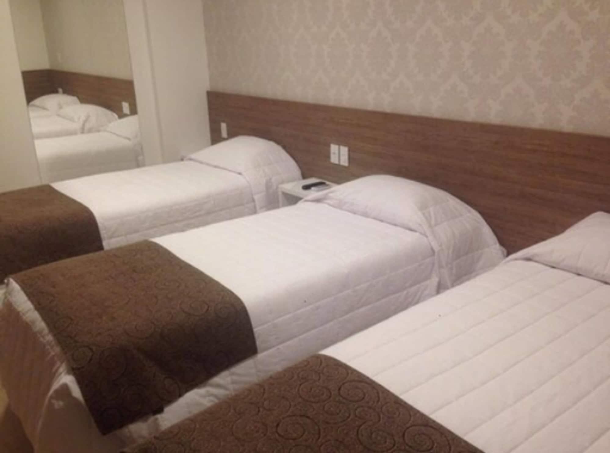 Holiday & Business Hotel - Em Frente Ao Centro De Eventos E Arena Conda Chapecó 외부 사진