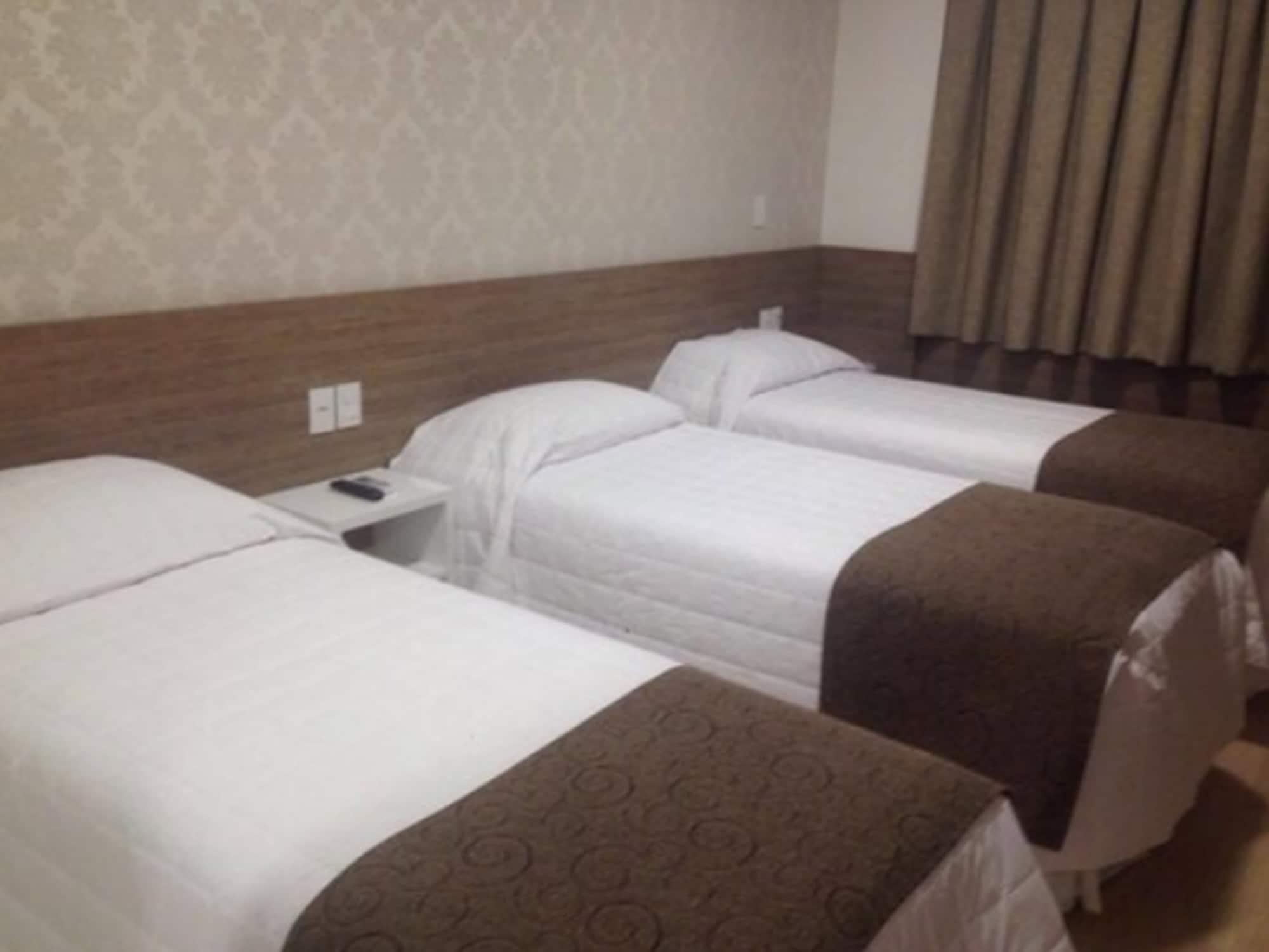 Holiday & Business Hotel - Em Frente Ao Centro De Eventos E Arena Conda Chapecó 외부 사진