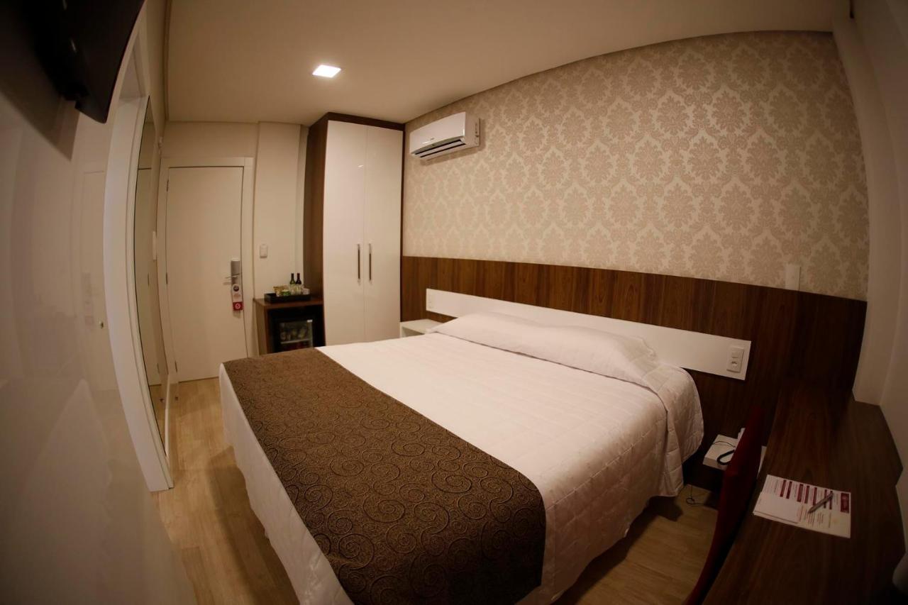 Holiday & Business Hotel - Em Frente Ao Centro De Eventos E Arena Conda Chapecó 외부 사진